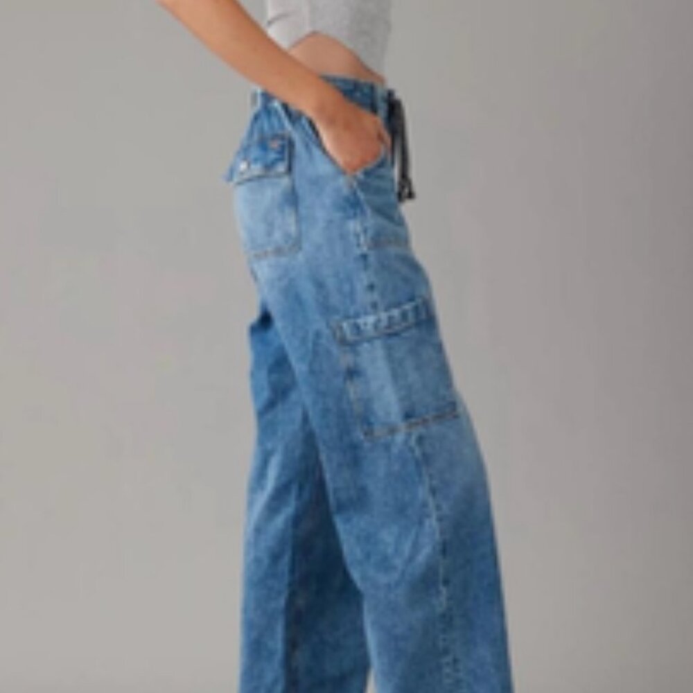 American Eagle Baggy Jeans NWT Women's Size 00